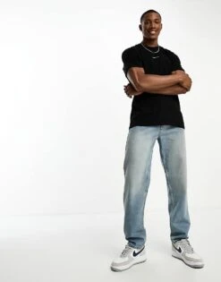 Selected Homme Oversized T-shirt With Mini Chest Logo In Black For Men -Modish Mens Shop 204872335 3