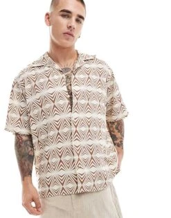 Selected Homme Short Sleeve Shirt With Geo Print In Beige For Men