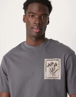Selected Homme Oversized T-shirt In Grey With Flower Chest Print For Men Asphalt